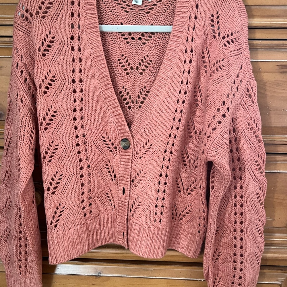American Eagle Outfitters Coral Knit Cardigan